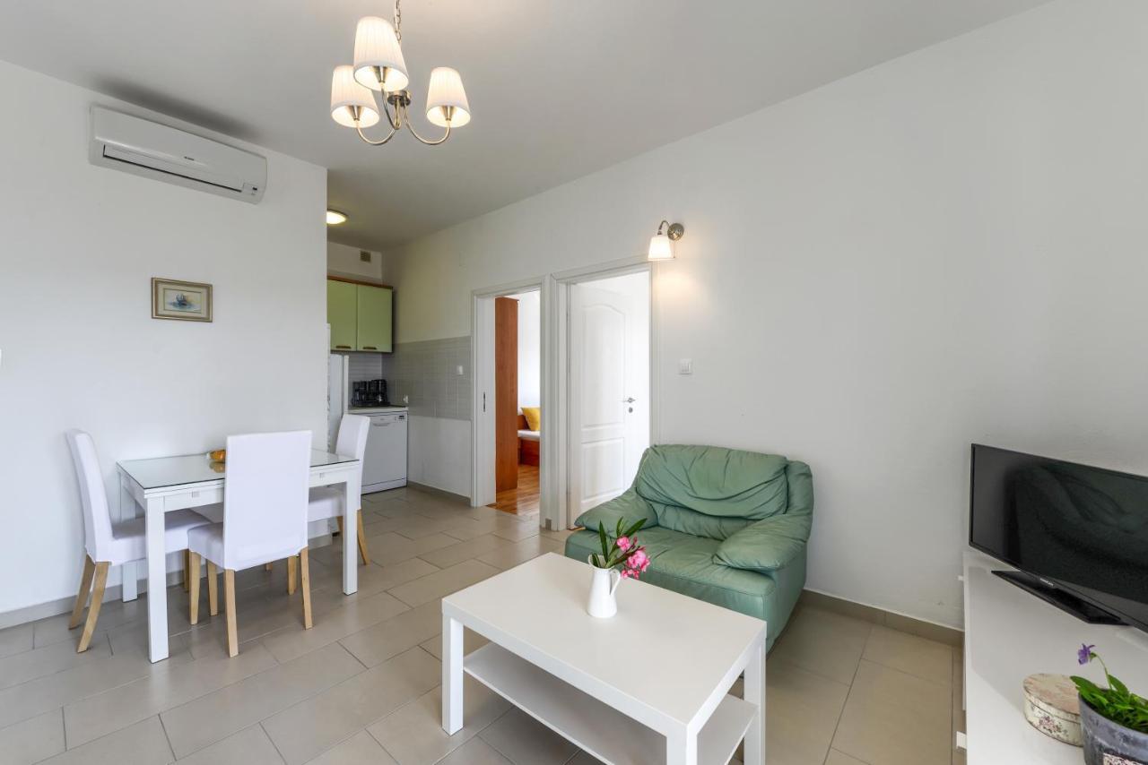 Apartament Zara 1 Kruševo Zewnętrze zdjęcie